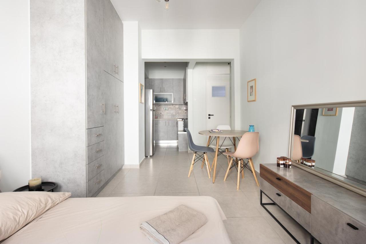 Newly Renovated Cozy Studio Downtown أثينا المظهر الخارجي الصورة